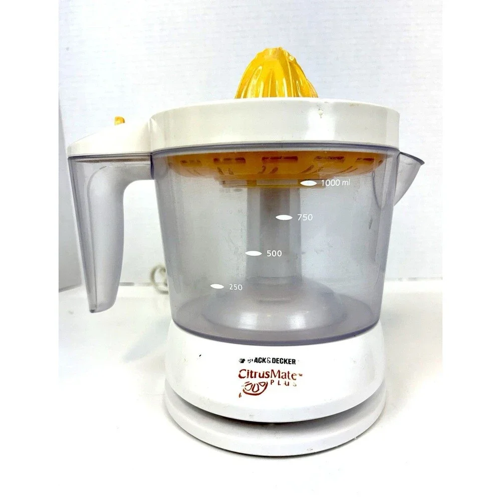 Black & Decker 32 oz. Citrus Plus Juicer White Model #CJ625 Tested, Working. EUC